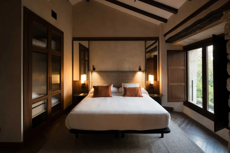 Superior Single Attic room