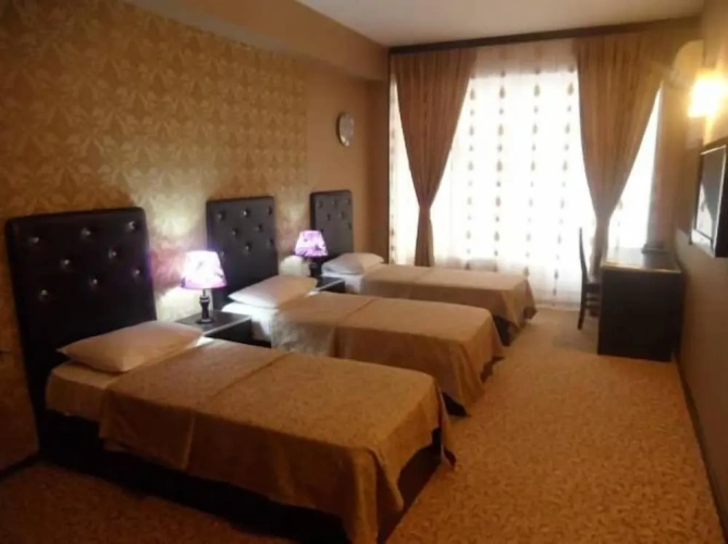 1 Bedroom Standard Quadruple room with city view