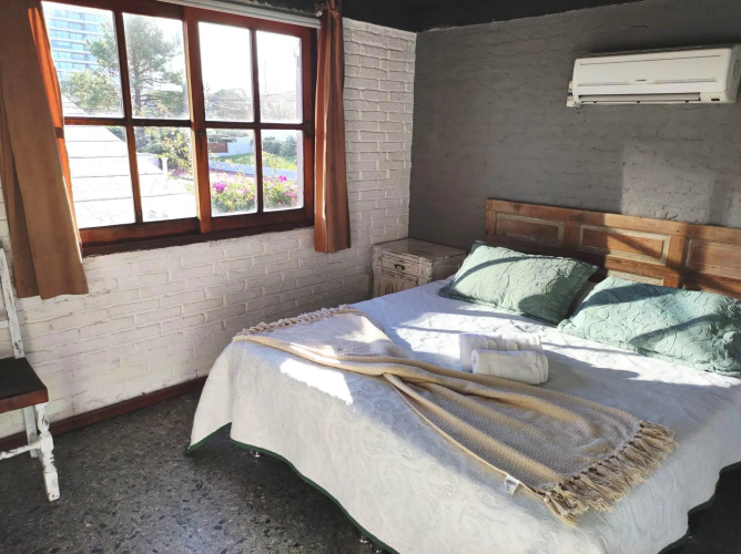 Pastora Suites & Hostel