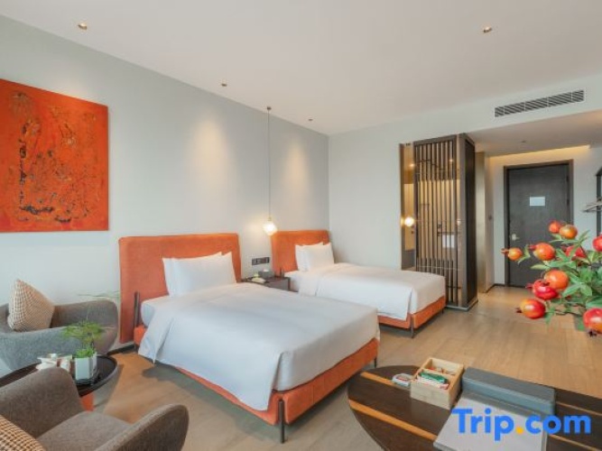Standard Twin room with mountain view