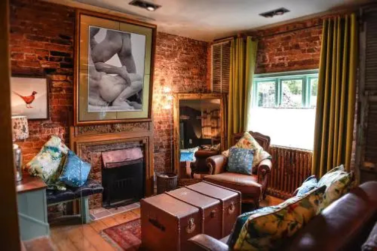 Roebuck Inn