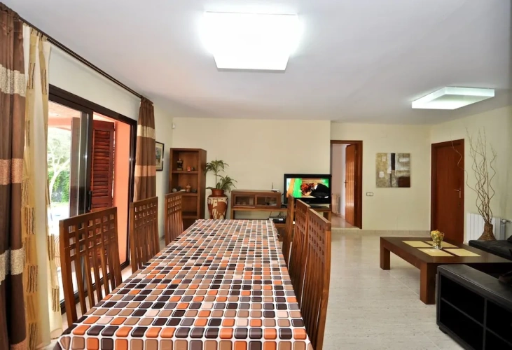 5 Bedrooms Villa with sea view