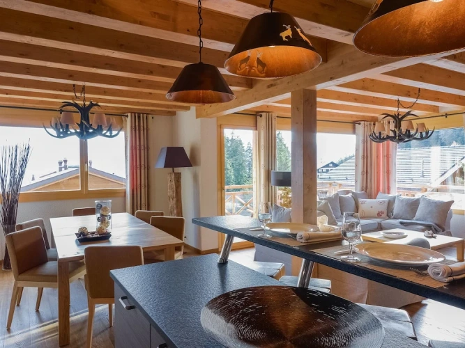 5 Bedrooms Chalet