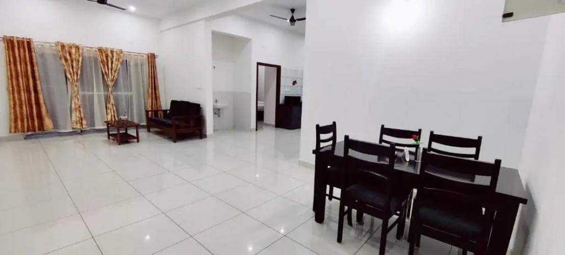 2 Bedrooms Apartment