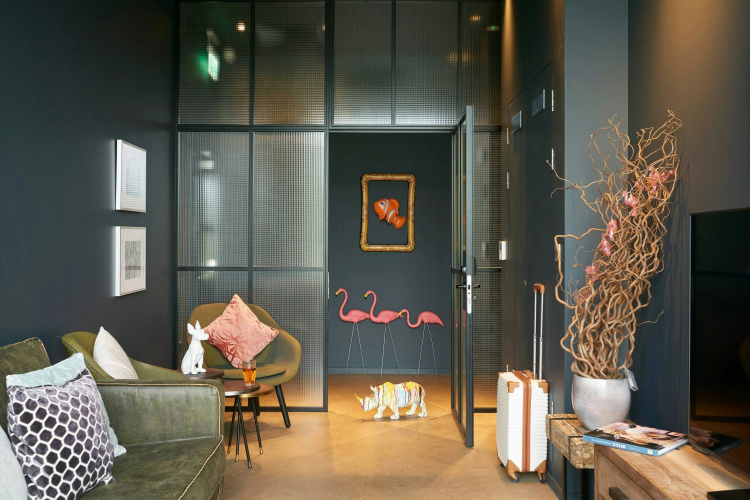 Moxy Edinburgh Airport photo 6