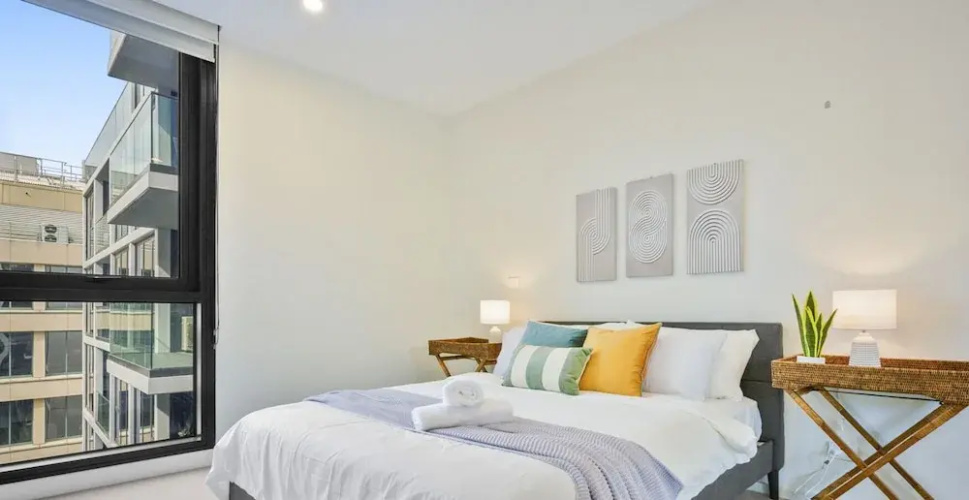 Kozyguru | Moonee Ponds | Modern 1 Bed Apt Parking