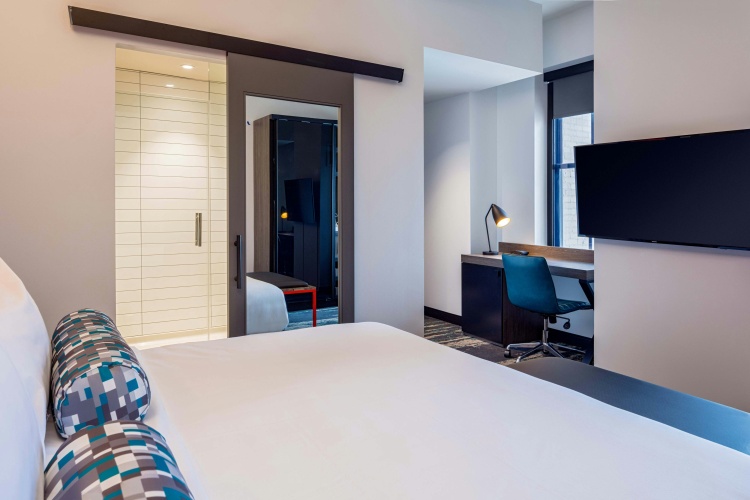 Aloft Philadelphia Downtown photo 6