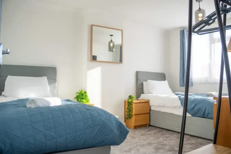 Host Stay Trinity Road