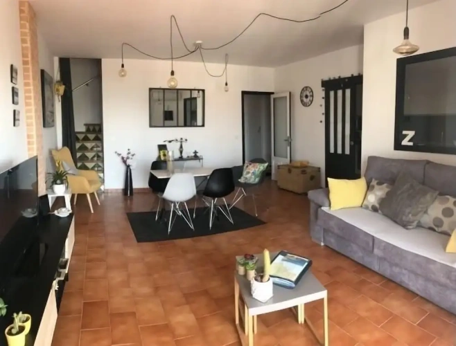 3 Bedrooms Apartment