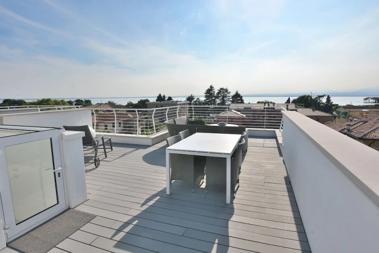 3 Bedrooms Apartment with pool view