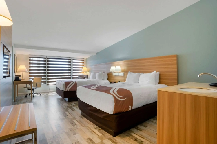 Standard Quadruple room