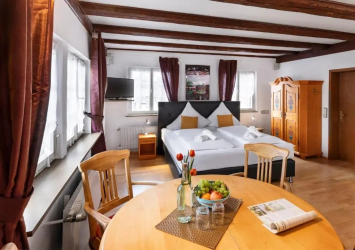 2 Bedrooms Double Apartment