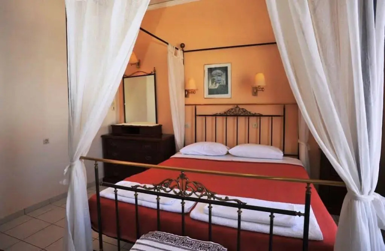 Pergola Hotel