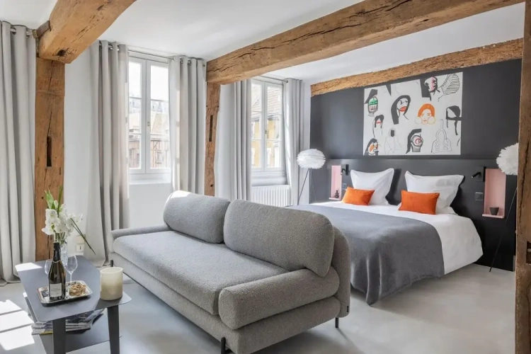 Luxury room