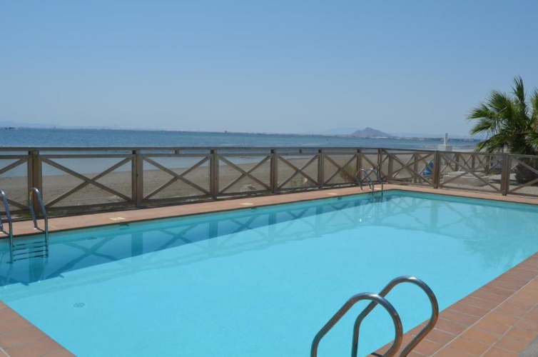 2 Bedrooms Apartment with sea view