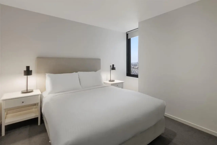 Oaks Melbourne Flemington Suites
