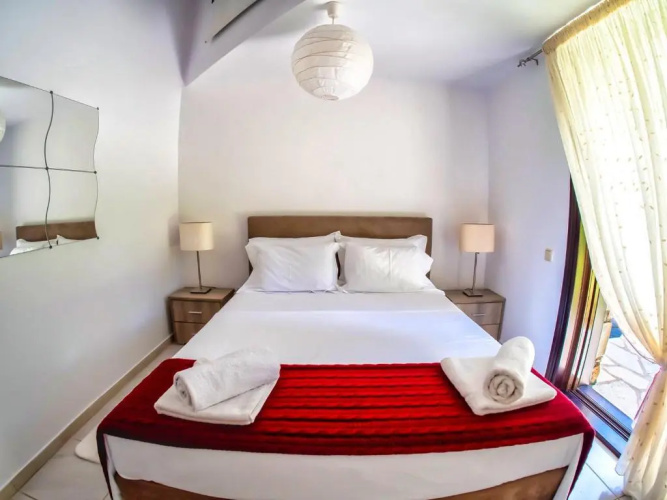 Sani Villa Lili 7