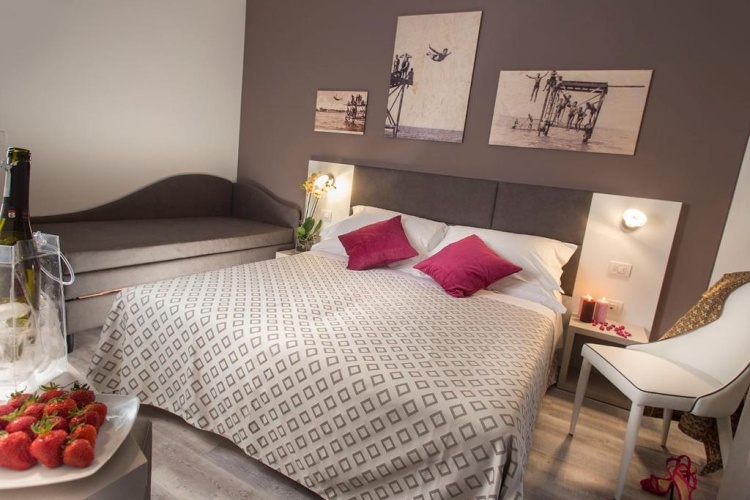 Superior Triple room with view