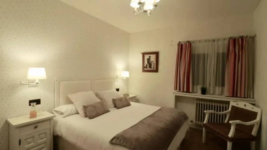 Economy Double room with view
