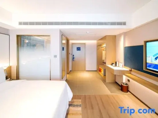 Superior Double Suite with view