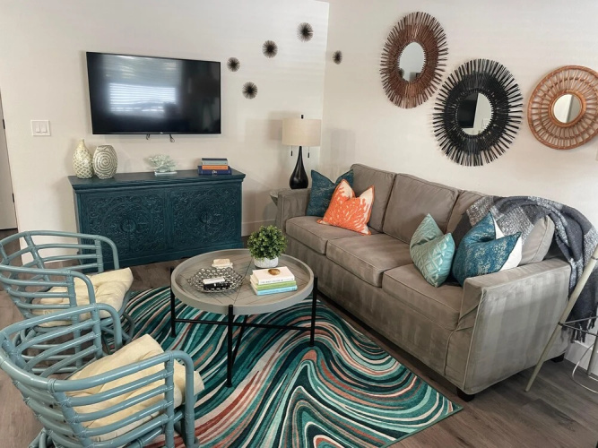 Fruitville Condo