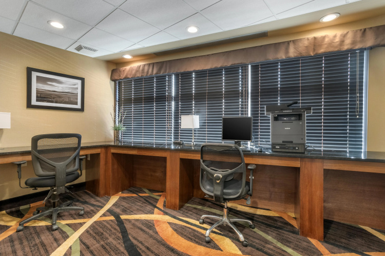 Best Western Plus Fox Creek photo 24