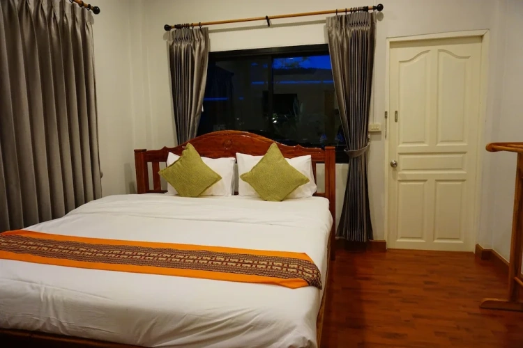 Standard room with balcony
