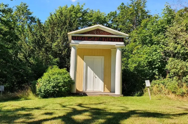 1 Bedroom Cottage