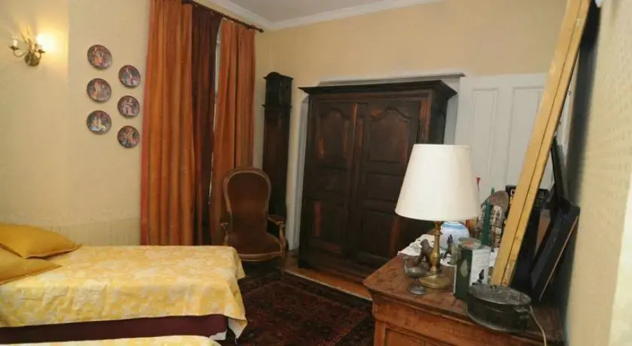 Guest Rooms Emma