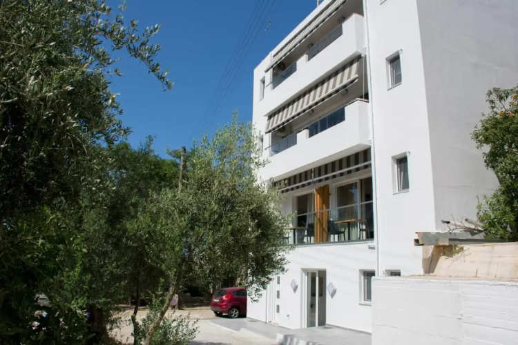 Semes Luxury Apts by Estia