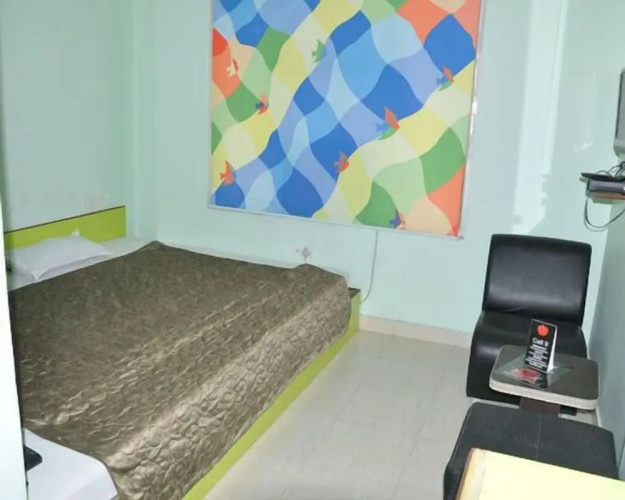 OYO 3311 Hotel Apple 9