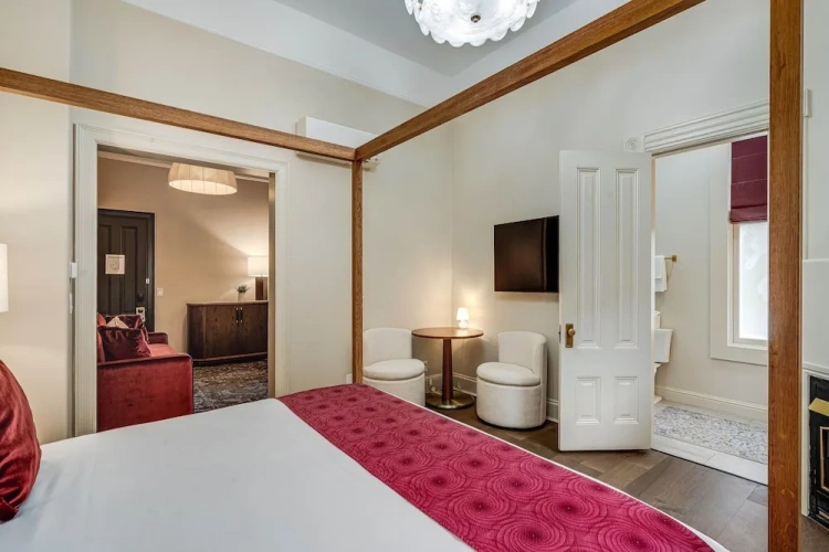 Premium Double Suite with pool view