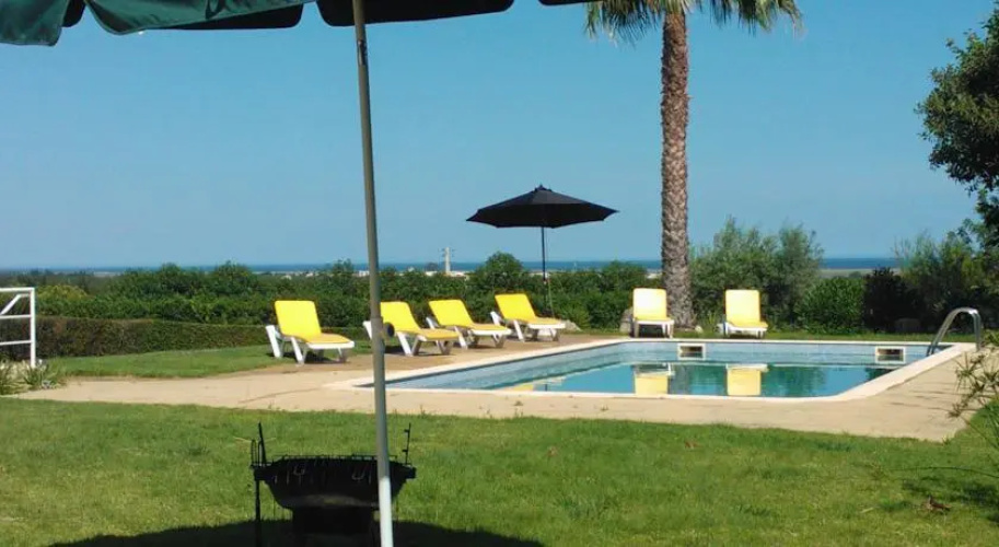 Quinta Da Moura - Casa De Campo