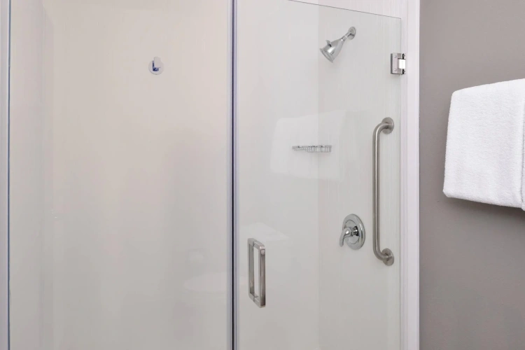 2 Bedrooms Double Suite
