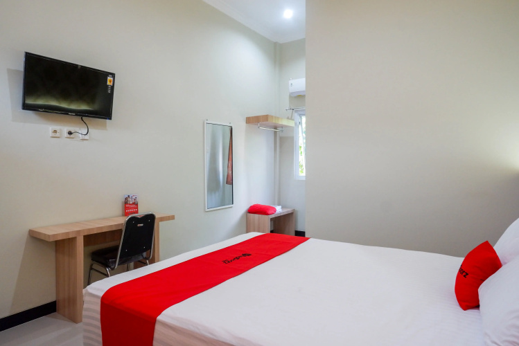 RedDoorz Plus @ Jl Pemuda Pati