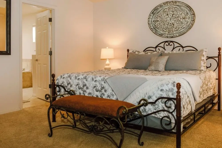 3 Bedrooms Cottage
