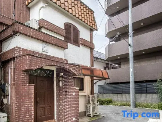 Ryokan Momiji 201