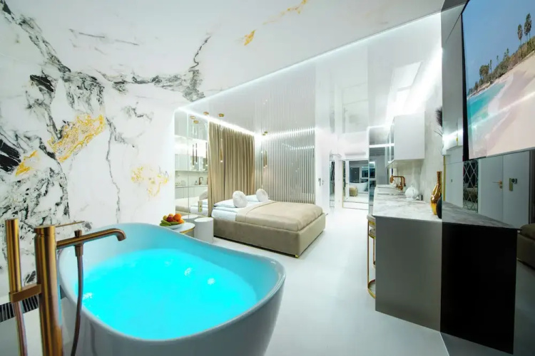 Quorum Apartments