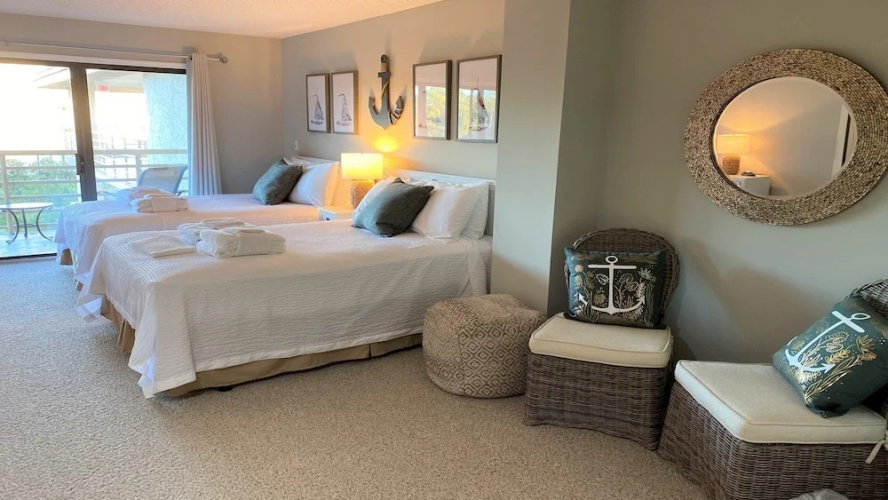 2518 Mare 2 Bedroom Condo