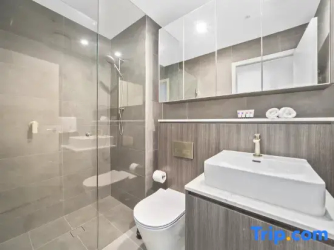 City&Bridge View 2 Bed+Study in Homebush