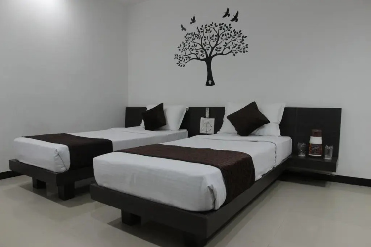 Hotel Sapphire