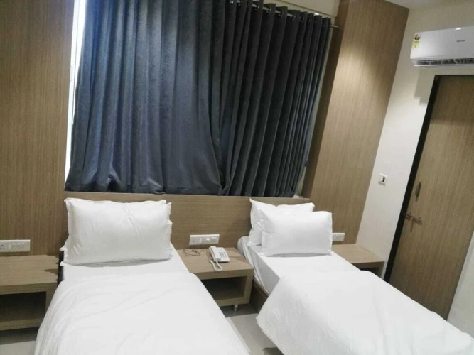 Hotel Satellite Inn