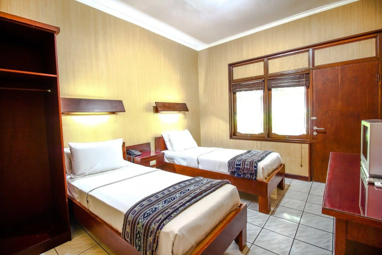 Paradiso Beach Inn Bali