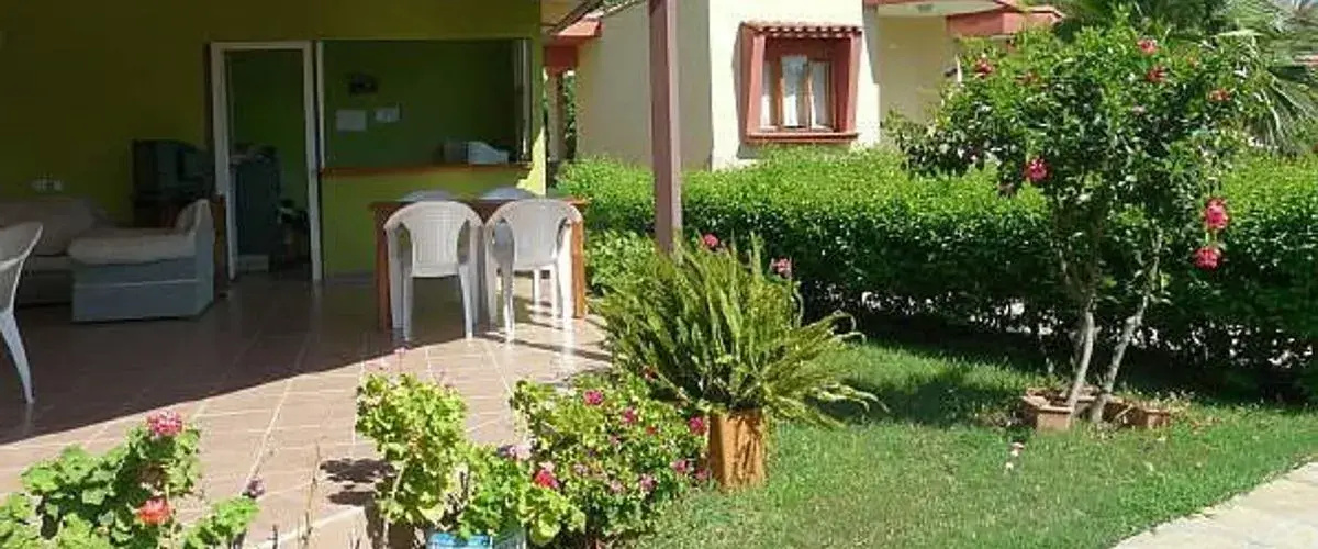 Oblomov Bungalows Apart