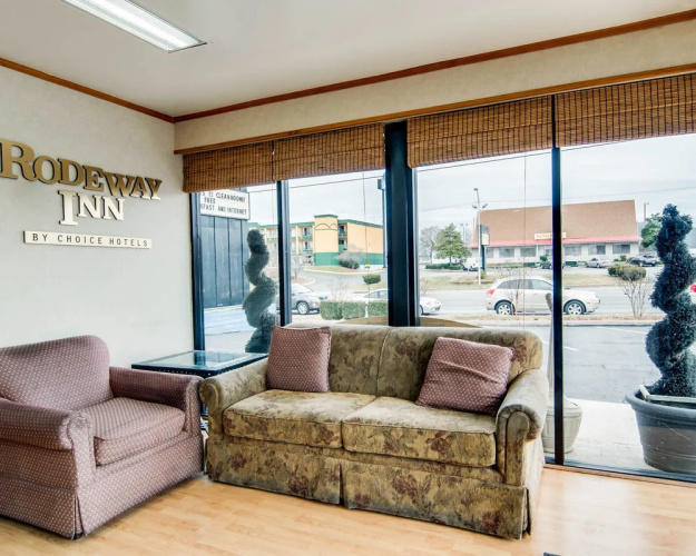 Rodeway Inn Civic Center