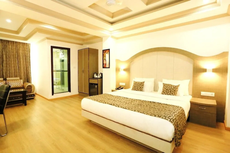 Crown Plaza Residency