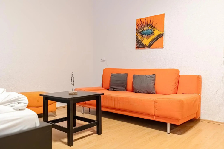 Chic Apartment - Very Central and Well Connected
