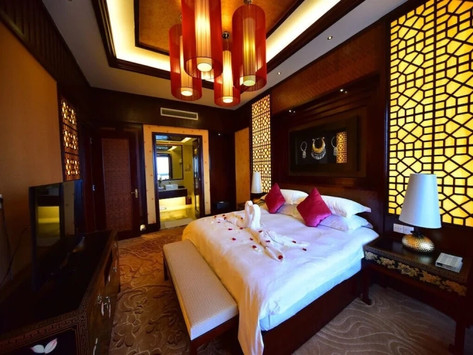 Standard Double room with partial sea view