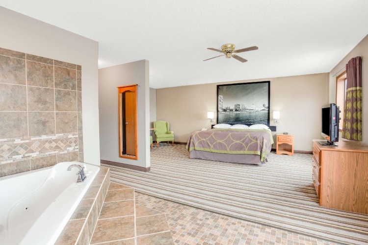 Double Suite