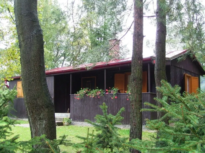 1 Bedroom Family Cottage with garden view